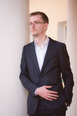 Александр Петров