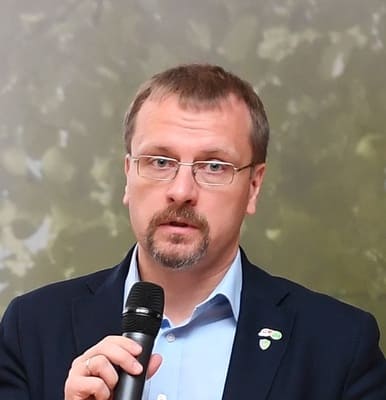 Андрей Владимирович Карлов