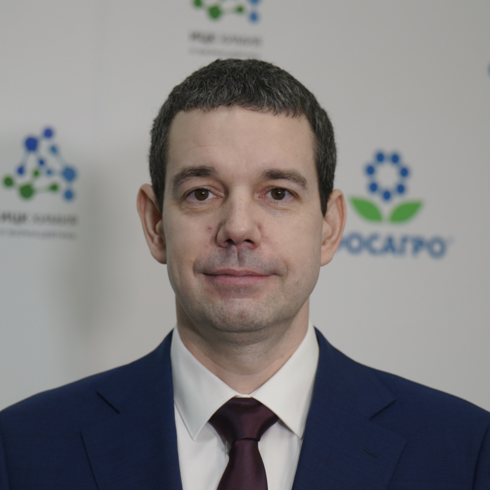 Денис Новиков