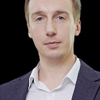 Леонид Новиков